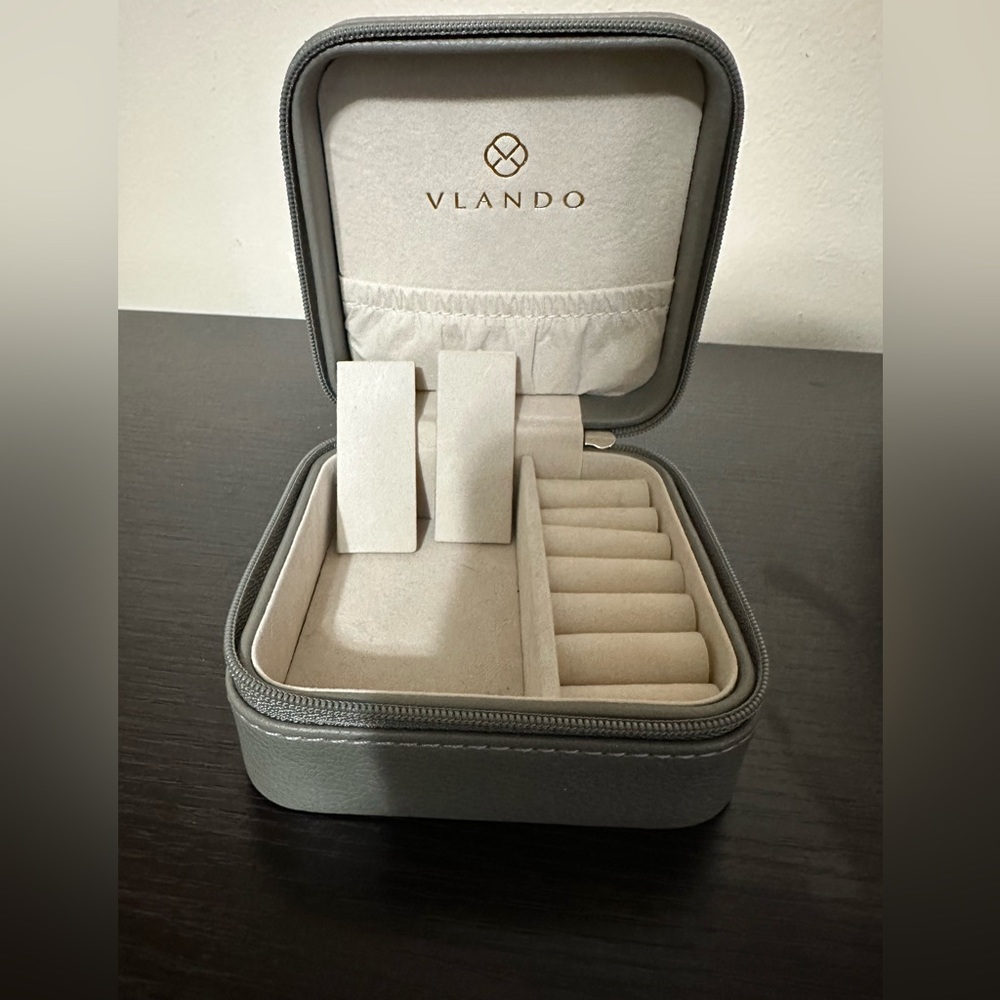 Small/Medium Sized Travel Jewelry Box